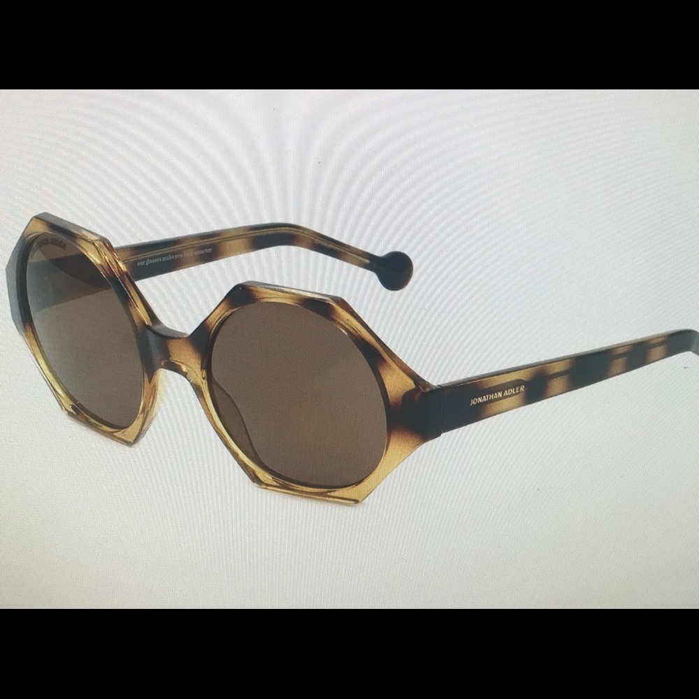 Johnathan Adler Waikiki Sunglasses.  Tortoise. 😎